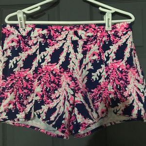 Lilly Hazelle shorts. EUC